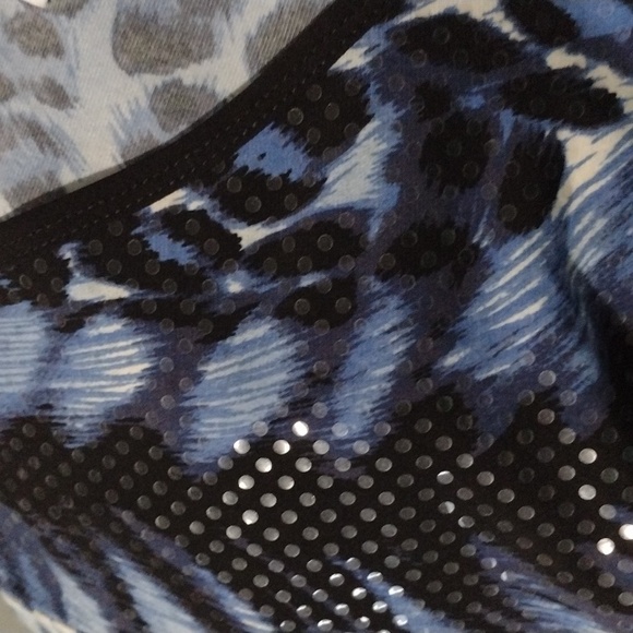 Susan Graver Top - Picture 7 of 8